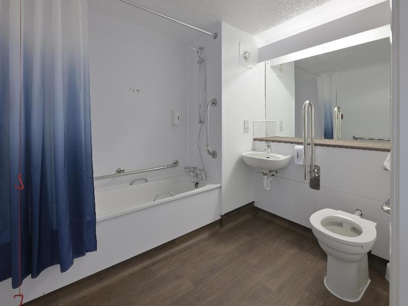 Travelodge Bristol Severn View M48 image