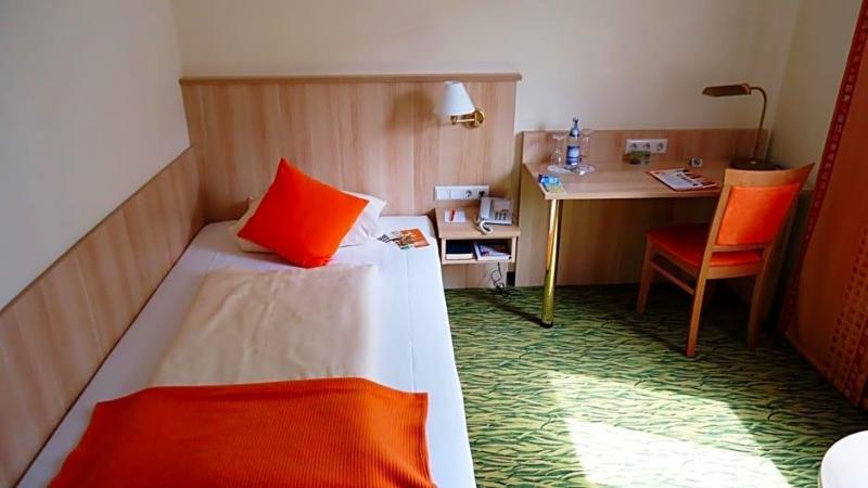 Stadt-gut-Hotel Hirsch image
