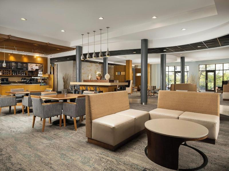 Courtyard New Braunfels River Village image