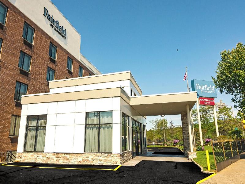 Fairfield Inn New York Jfk Airport image