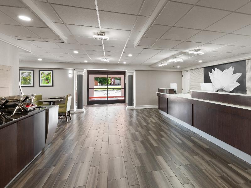 La Quinta Inn by Wyndham Nashville South image