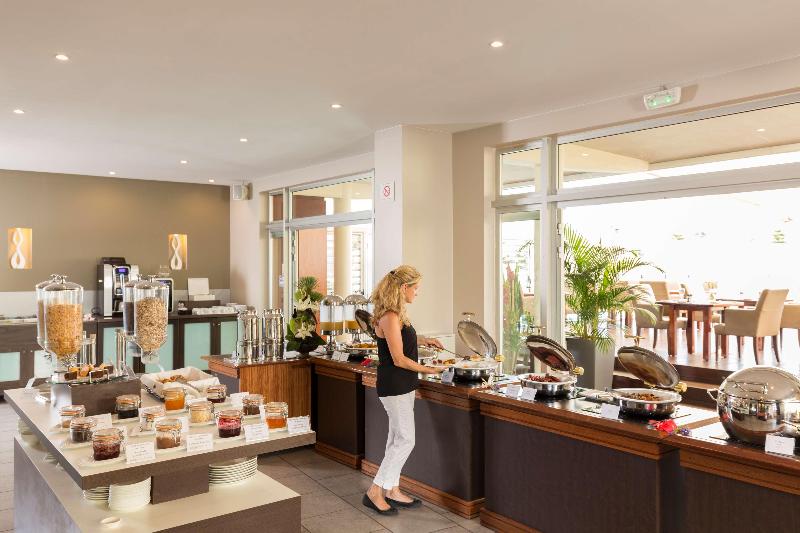 Hilton Noumea La Promenade Residences image