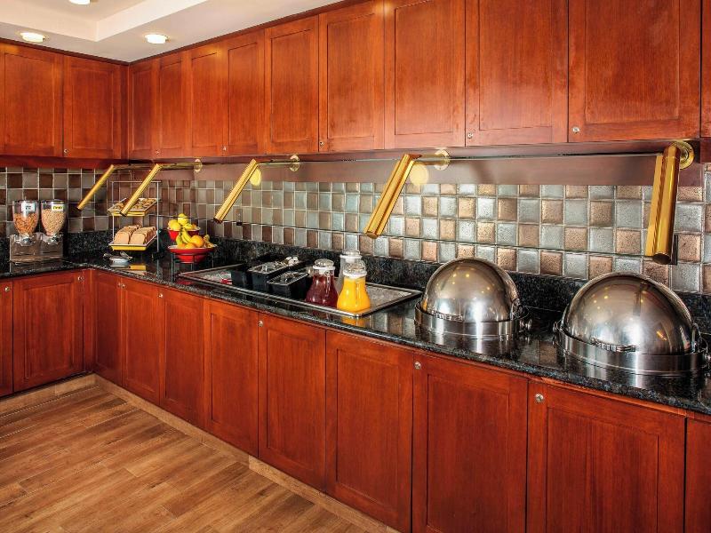 Residence Inn Long Island Holtsville image