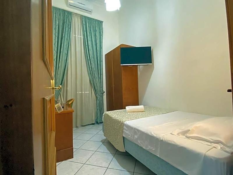 Hotel Eliseo Tourist Napoli image