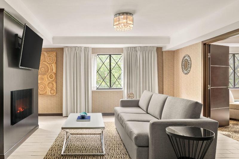 Sheraton Nashua image