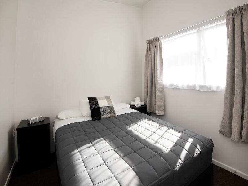 Spanish Lady Motel image