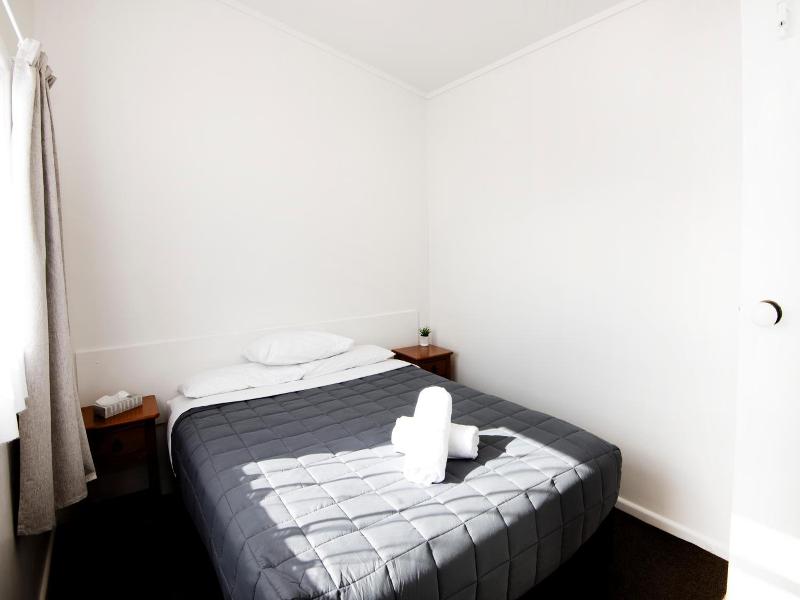 Spanish Lady Motel image