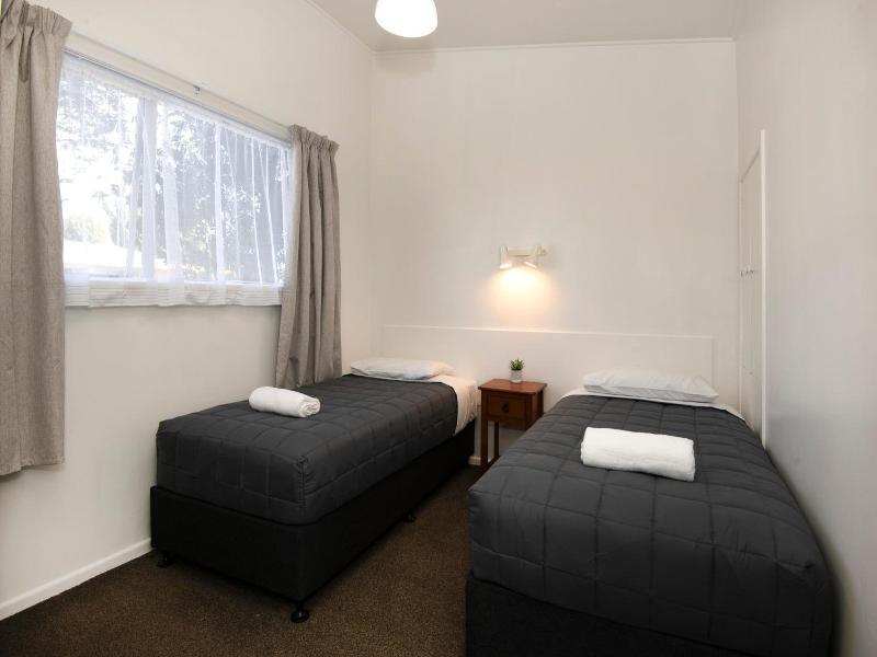 Spanish Lady Motel image