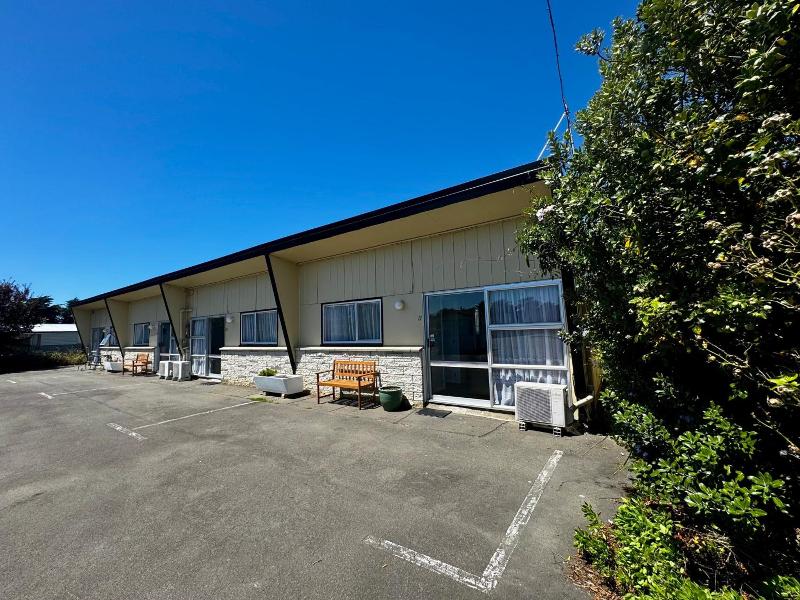 Spanish Lady Motel image