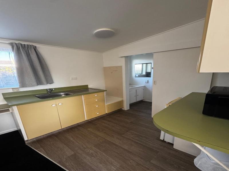 Spanish Lady Motel image