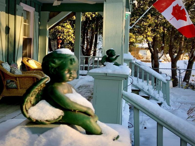Weatherpine Inn image