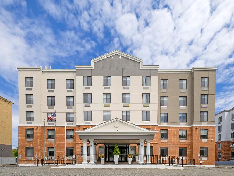 Country Inn & Suites by Radisson Staten Island — general view