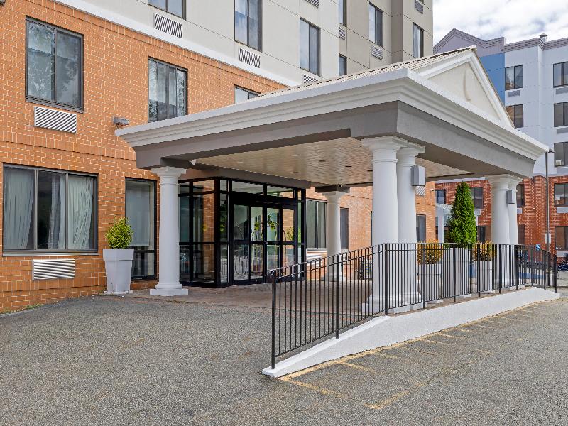 Country Inn & Suites by Radisson Staten Island — general view