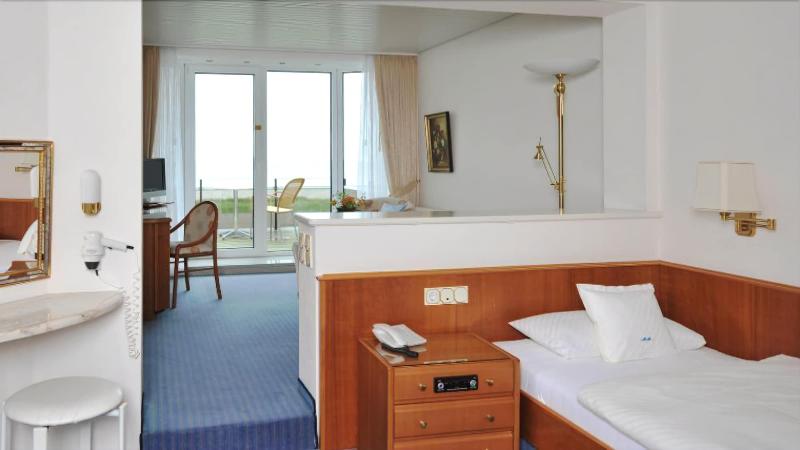 Sternhagen image