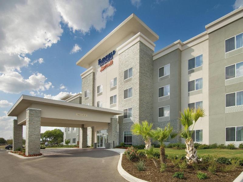Fairfield Inn & Suites By Marriott New Braunfels image