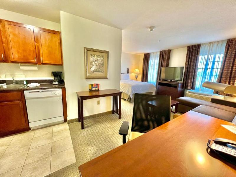 Staybridge Suites Detroit - Novi image
