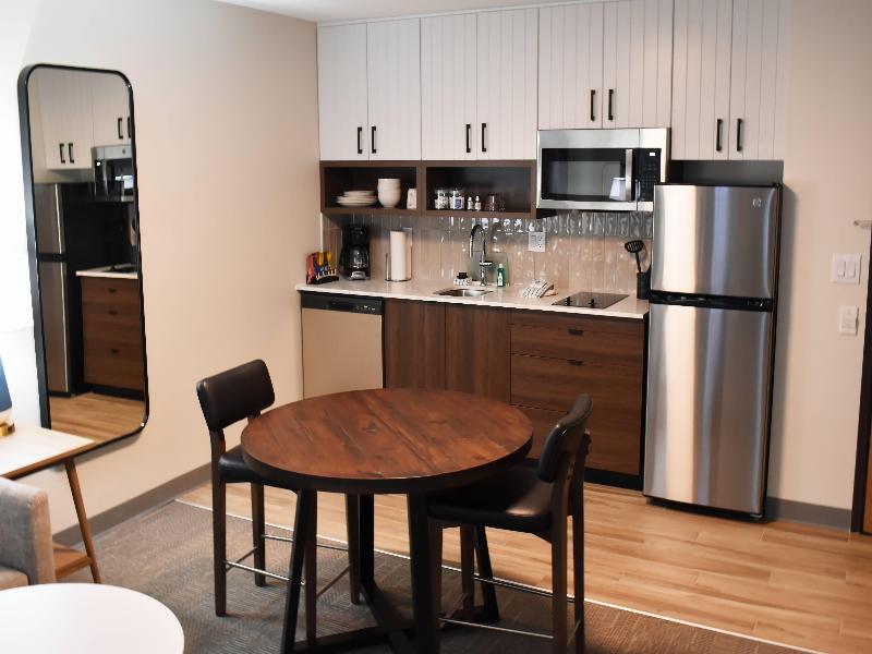 Staybridge Suites Detroit - Novi image