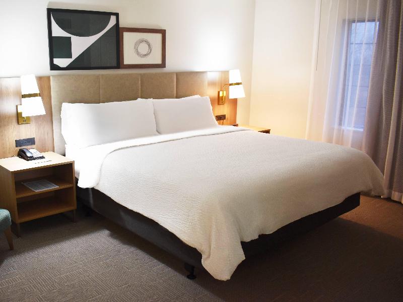 Staybridge Suites Detroit - Novi image