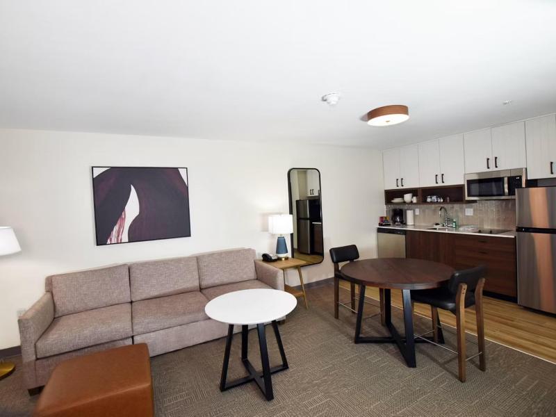 Staybridge Suites Detroit - Novi image