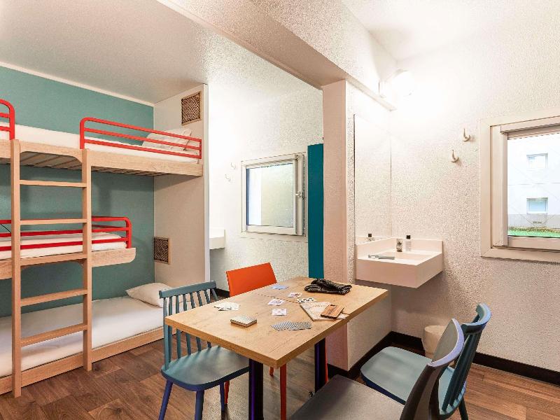 HotelF1 Cholet image