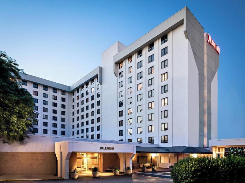 New York Laguardia Airport Marriott image