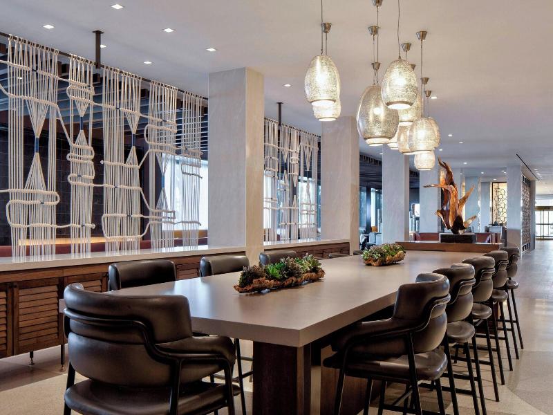 New York Laguardia Airport Marriott image
