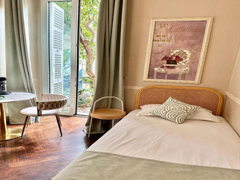 Nice Garden Hotel image
