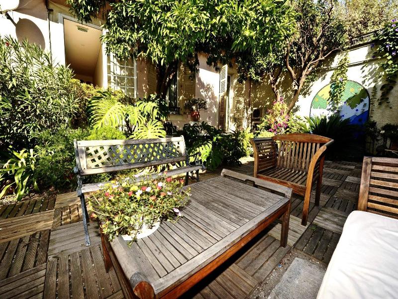 Nice Garden Hotel image