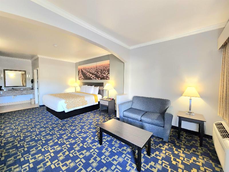 Days Inn By Wyndham Robstown image
