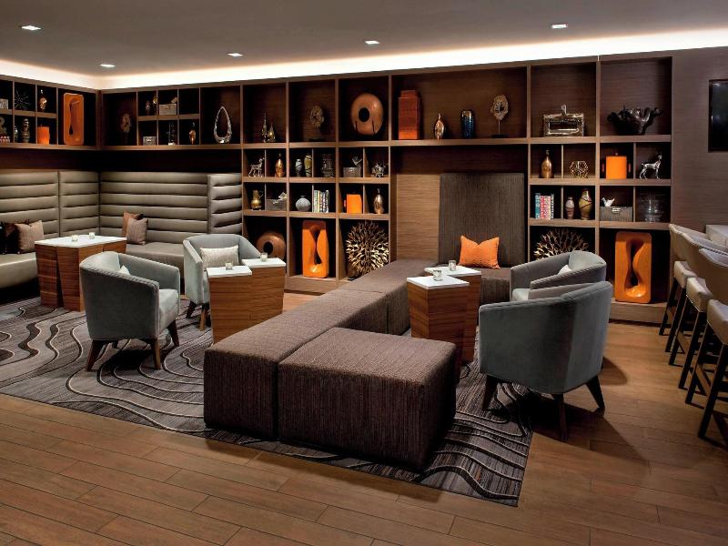 Marriott Melville Long Island image