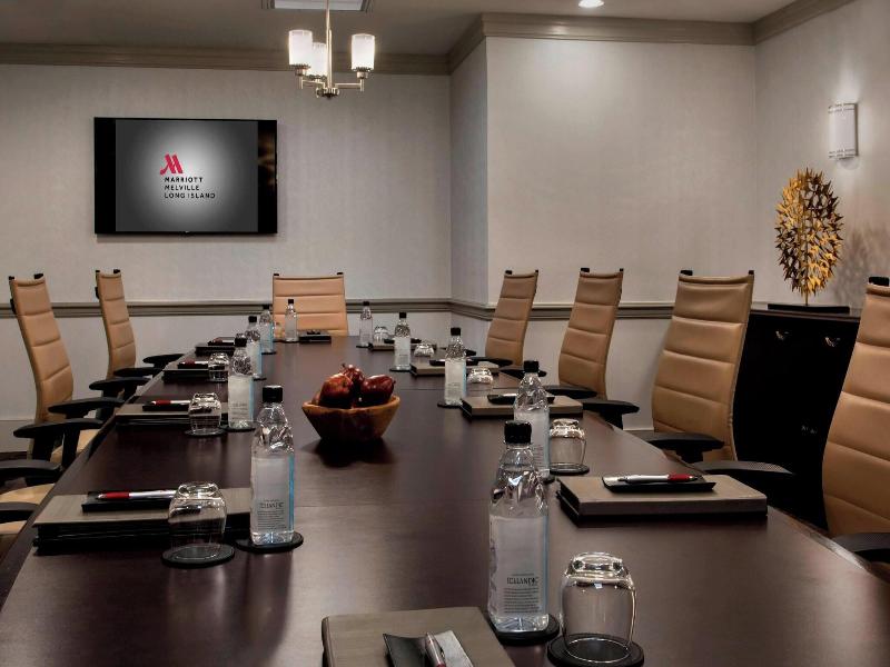 Marriott Melville Long Island image
