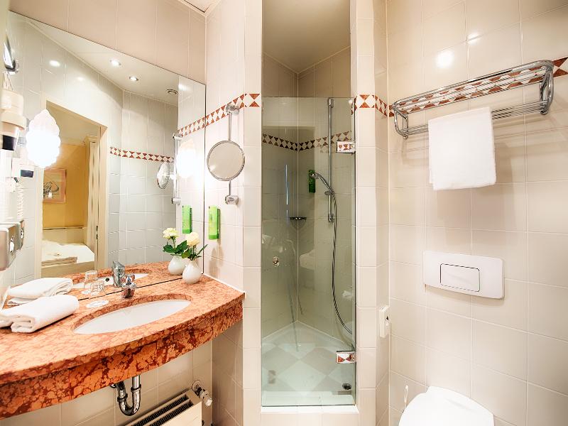 Welcome Residenzschloss Bamberg image