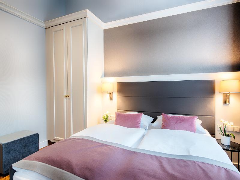 Welcome Residenzschloss Bamberg image