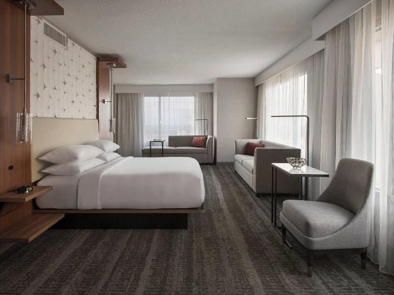 Marriott Norfolk Waterside image