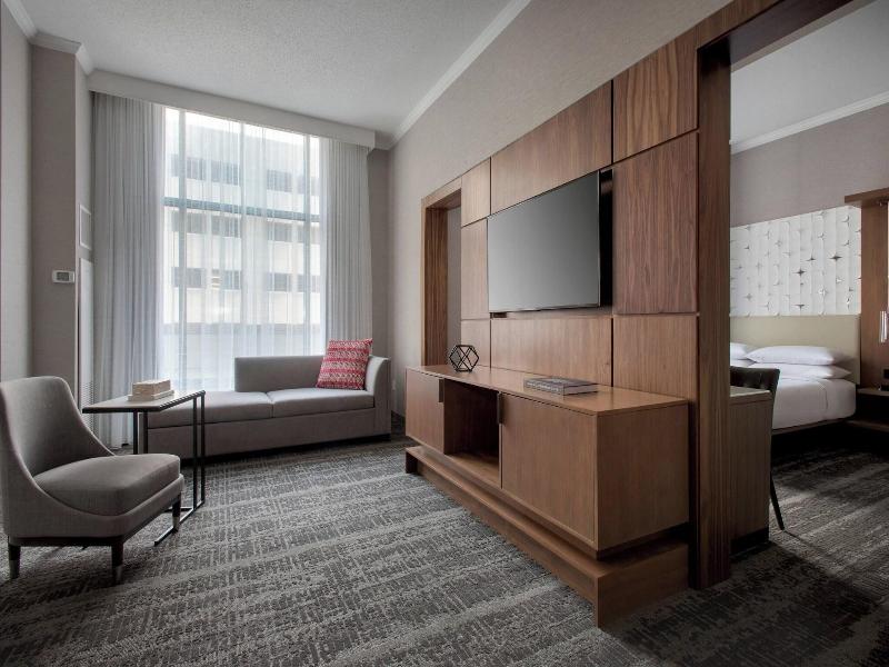 Marriott Norfolk Waterside image