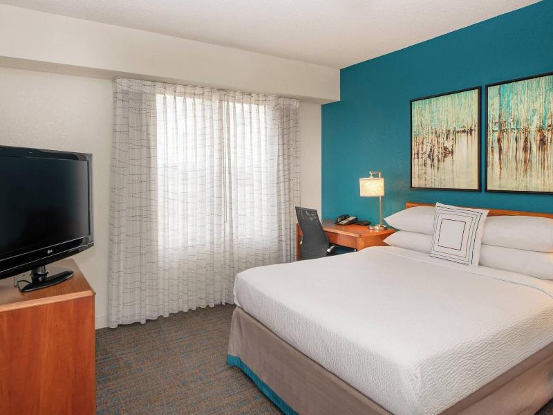 Residence Inn Newark Silicon Valley image