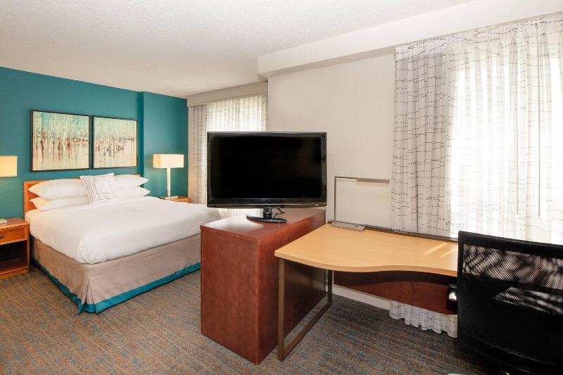 Residence Inn Newark Silicon Valley image