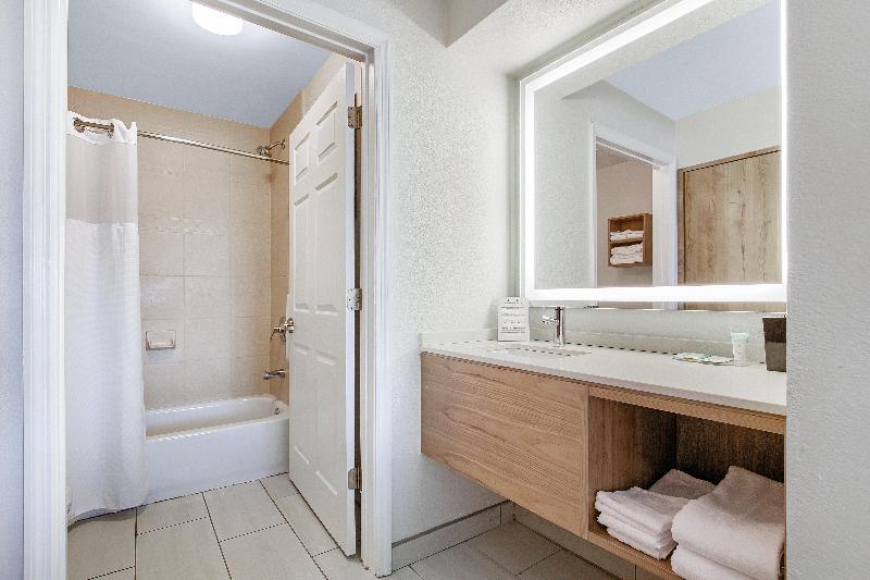 Staybridge Suites Gulf Shores image