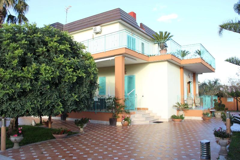 Villa Julia image