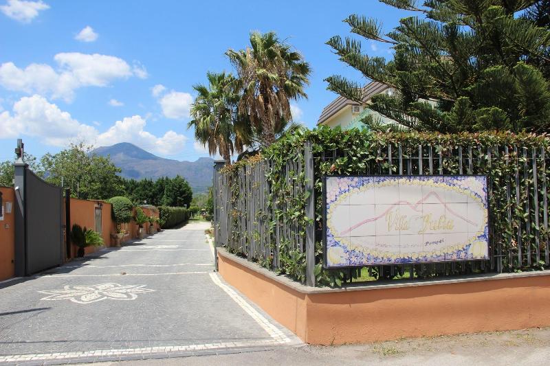 Villa Julia image
