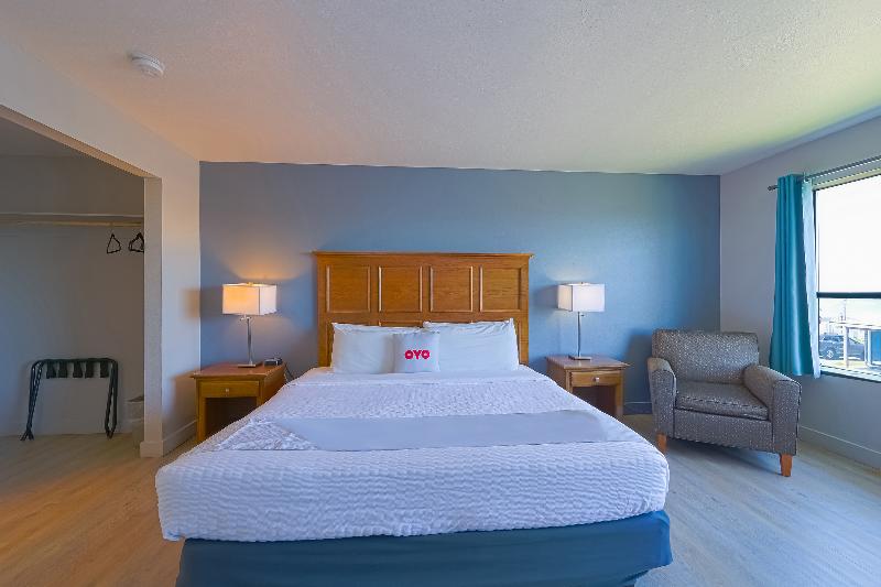 Waves Hotel NYE Beach - Newport OR — photo 45