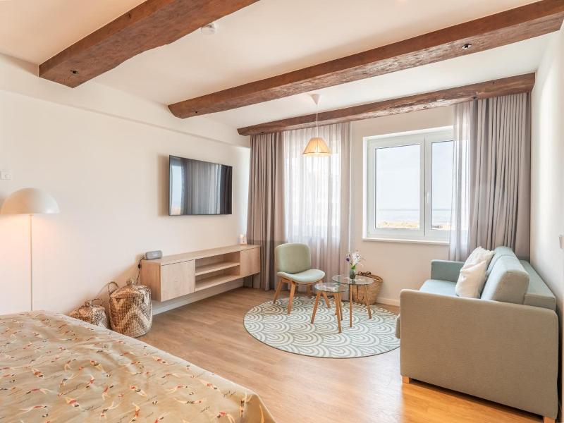 Strandhus image