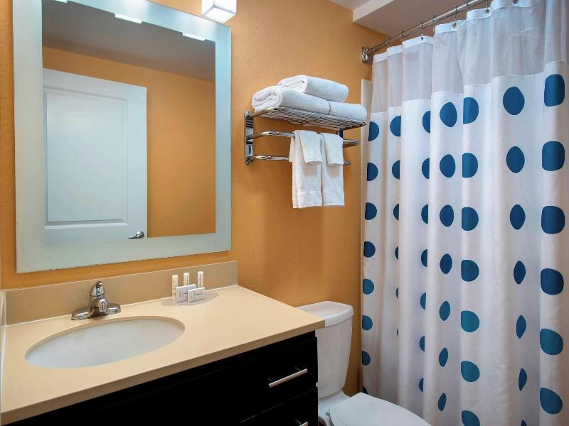 Towneplace Suites Republic Airport Long Island/Far image