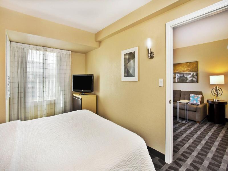 Towneplace Suites Republic Airport Long Island/Far image