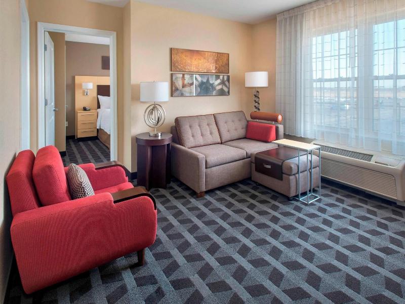 Towneplace Suites Republic Airport Long Island/Far image