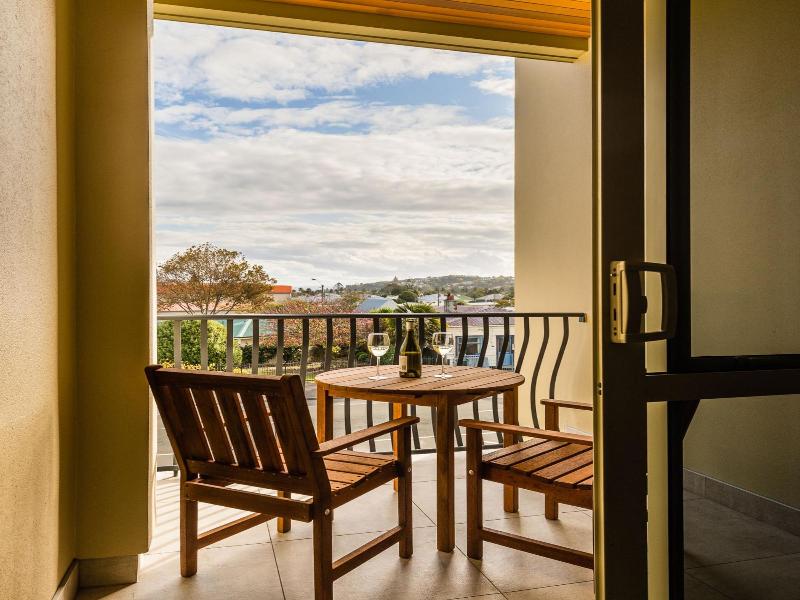 Pebble Beach Motor Inn image