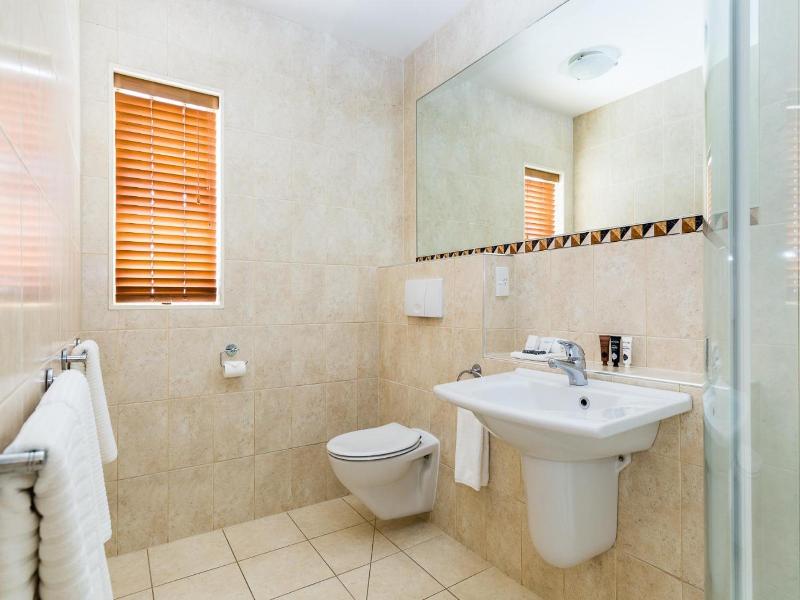 Pebble Beach Motor Inn image