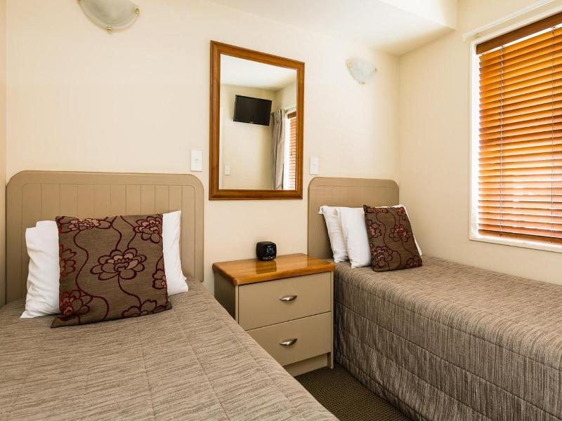 Pebble Beach Motor Inn image