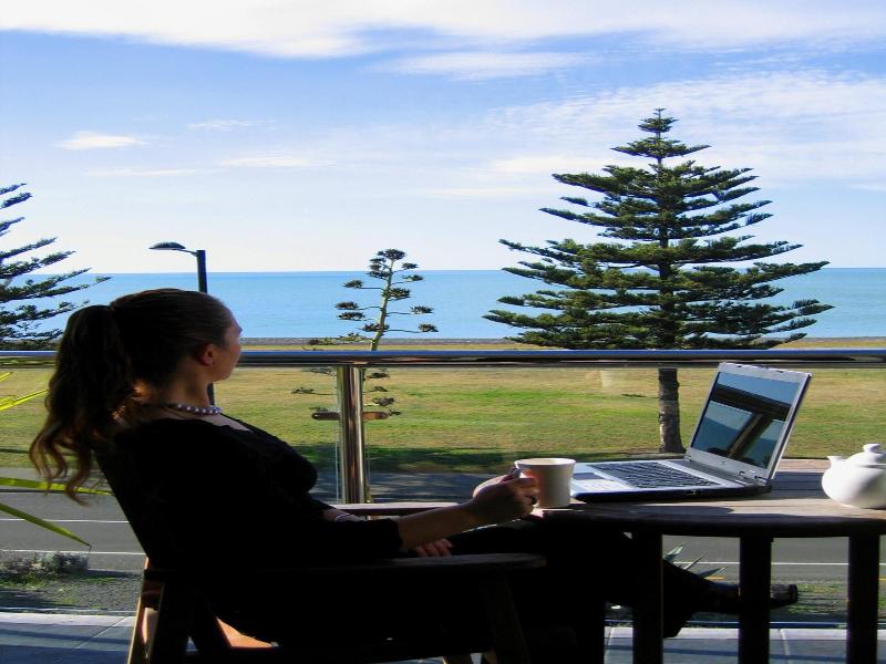 Pebble Beach Motor Inn image