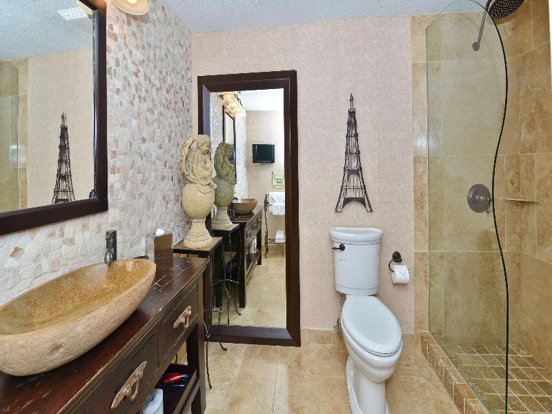 Prestige Lakeside Resort image